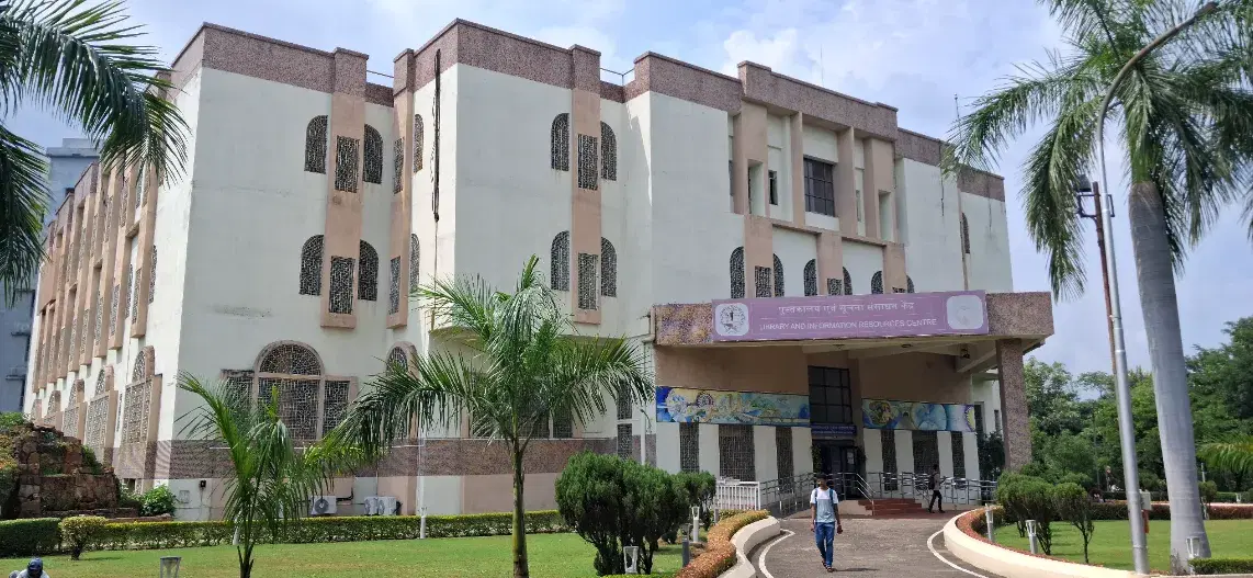 VNIT Nagpur Library photo 2